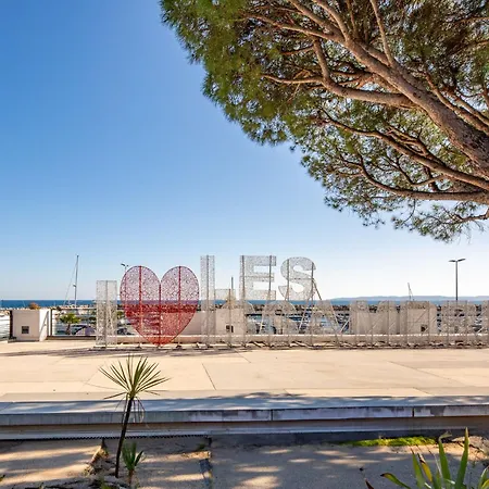 Domaine Varazur By Interhome Les Issambres